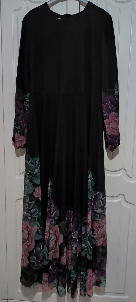 Siyah Uzun Kollu Çiçek Desenli Uzun Elbise - Görsel 2