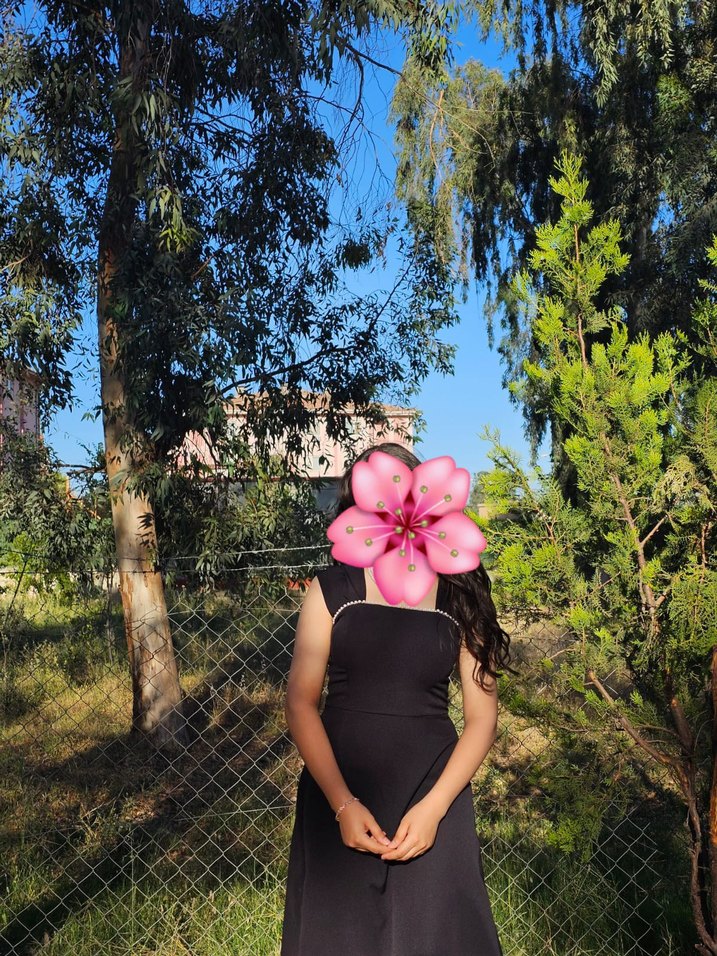 Siyah askılı elbise - Görsel 3