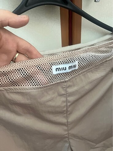 Miu Miu Yazıt ikili takım