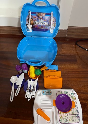 Frozen Temalı Renkli Oyuncak Mutfak Seti - Görsel 4