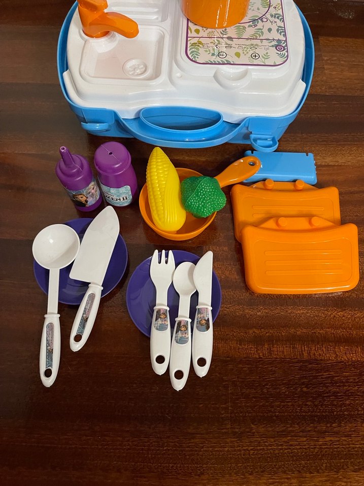 Frozen Temalı Renkli Oyuncak Mutfak Seti - Görsel 2