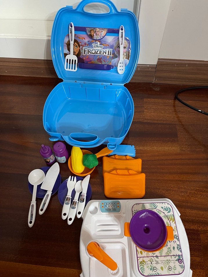 Frozen Temalı Renkli Oyuncak Mutfak Seti - Görsel 4