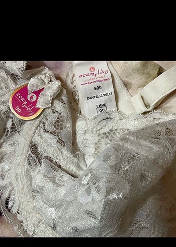 Beyaz Bohem Dantel Mini Sütyen - Görsel 4