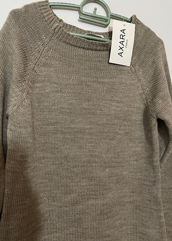 Axara V Yaka Bej Triko Kadın Kazak - Görsel 3