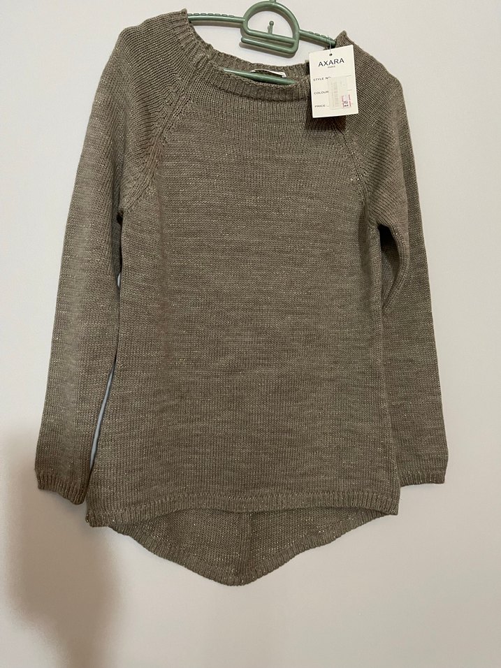 Axara V Yaka Bej Triko Kadın Kazak - Görsel 4