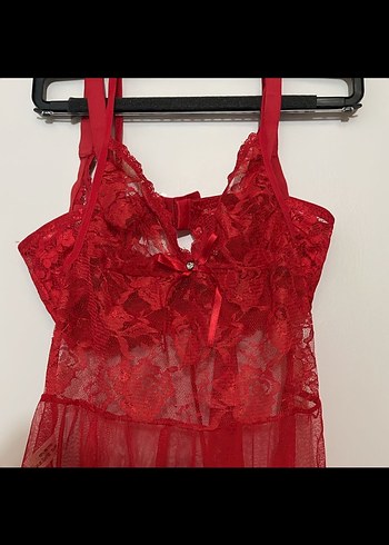 İki parça Kırmızı İşlemeli Mini Askılı Kadın Gecelik - Görsel 3