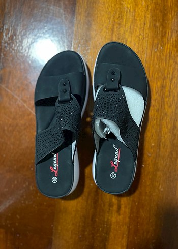 Siyah Dolgu Topuklu Bağcıklı Kadın Terlik - Görsel 2