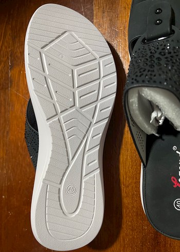 Siyah Dolgu Topuklu Bağcıklı Kadın Terlik - Görsel 3