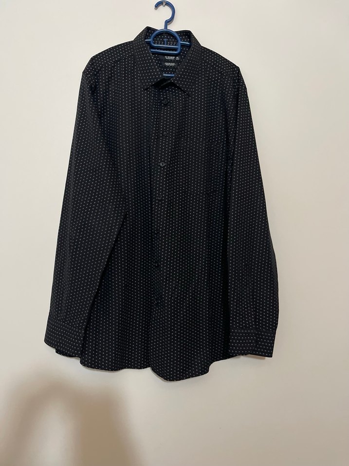 LC waikiki Erkek Siyah Düğmeli Uzun Kollu Gömlek - Görsel 2