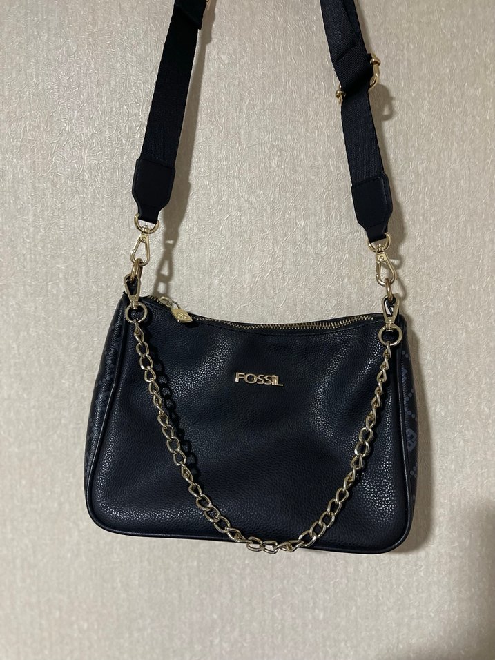Zincir Detaylı Siyah Deri Fossil Kadın Çanta - Görsel 2
