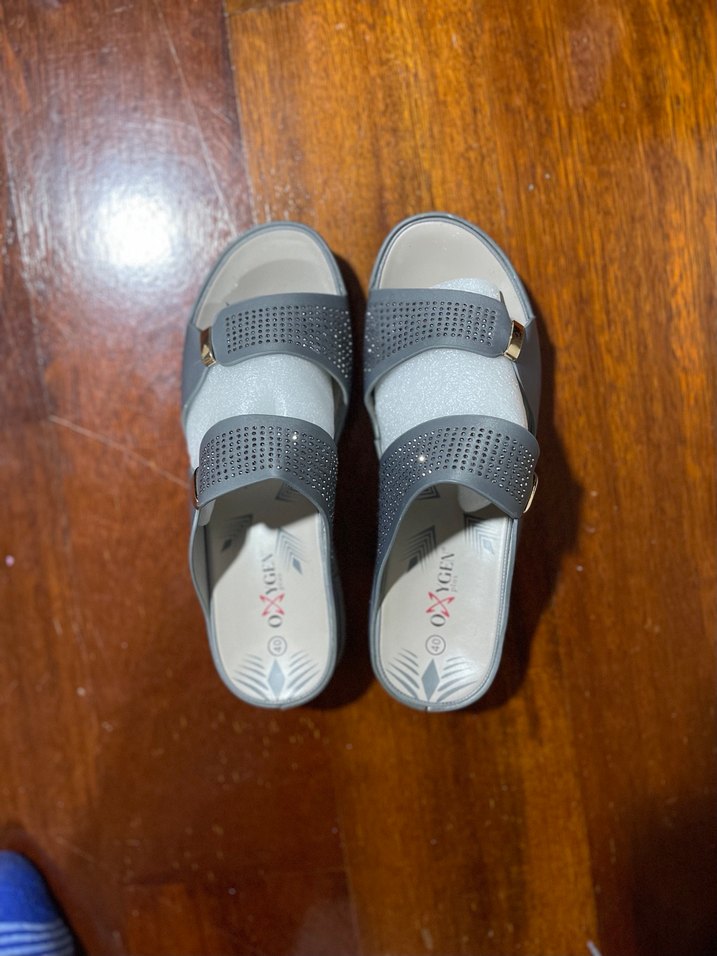 Gri Dolgu Topuklu Kadın Terlik - Görsel 2