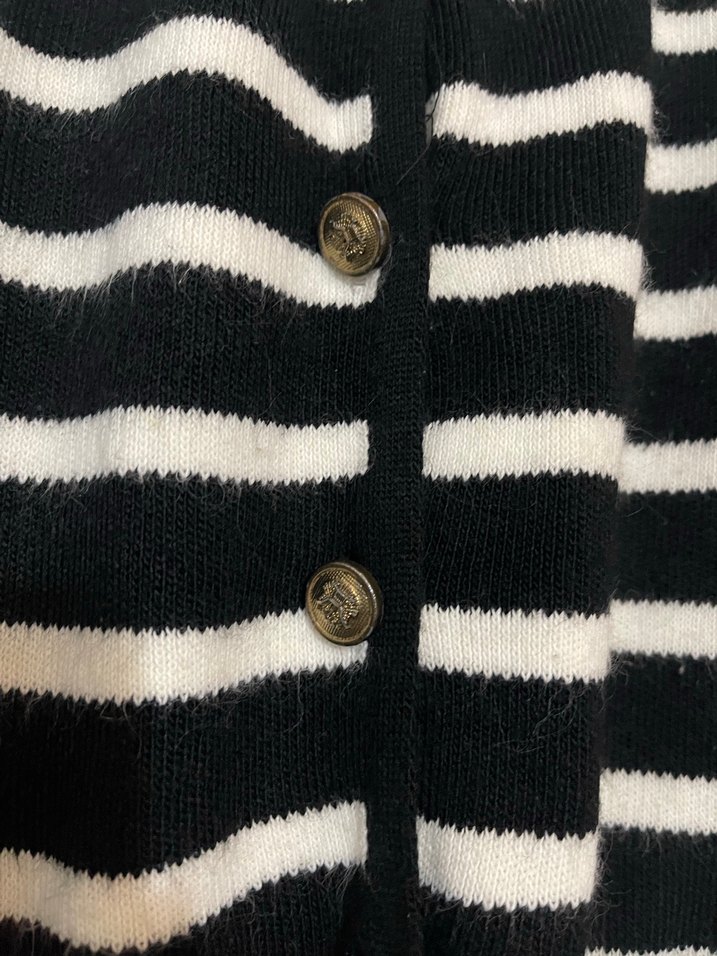Kadın Siyah Beyaz Çizgili Triko Hırka - Görsel 2