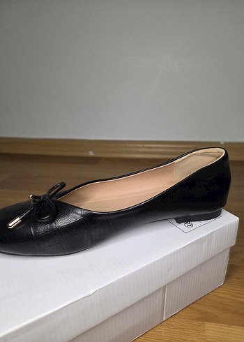 Klasik Siyah Tokalı Kadın Babet - Görsel 4