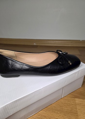 Klasik Siyah Tokalı Kadın Babet - Görsel 3