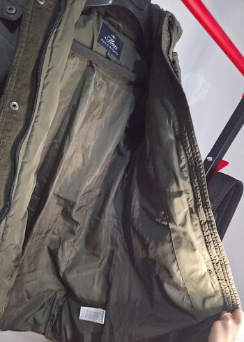 Mavi Marka Haki Yeşili Uzun Mont - Görsel 3