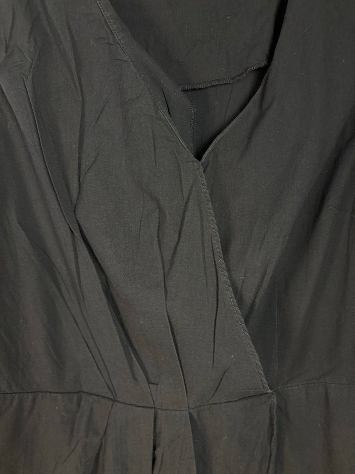 Siyah V Yakalı Kolsuz Midi Elbise - Görsel 4