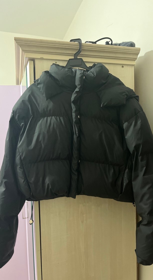 Siyah Düğmeli Kadın Kışlık Mont - Görsel 3