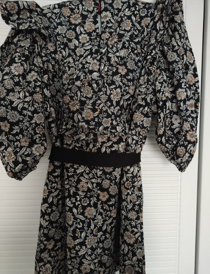 Zara Çiçekli V Yaka Elbise - Görsel 3