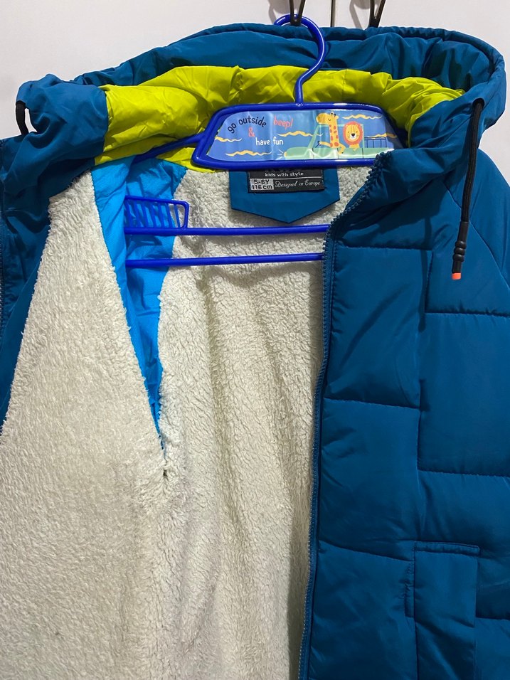 Mavi erkek çocuk mont - Görsel 3