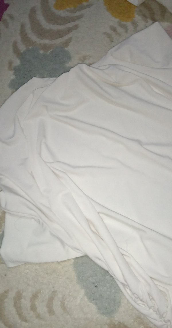 Beyaz Kısa Kollu Drapeli Bluzu - Görsel 2