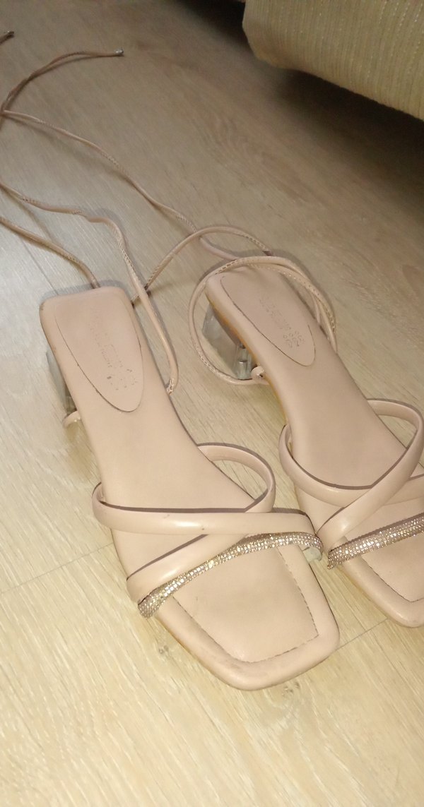 Bej Deri Stiletto Topuklu Kadın Sandalet - Görsel 2