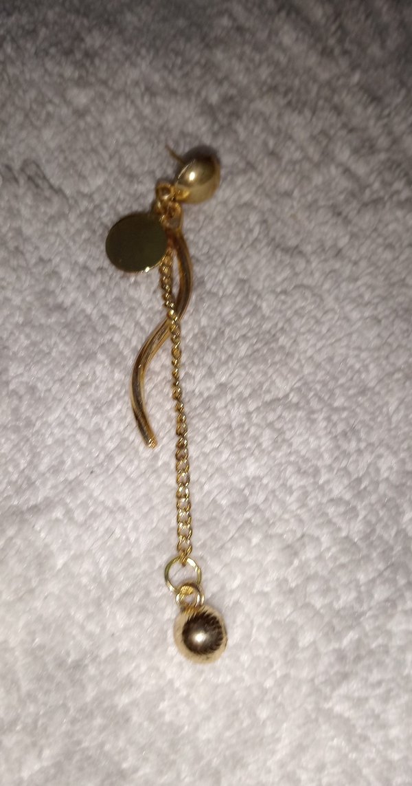 Zincir Detaylı Midi Altın Küpe - Görsel 2