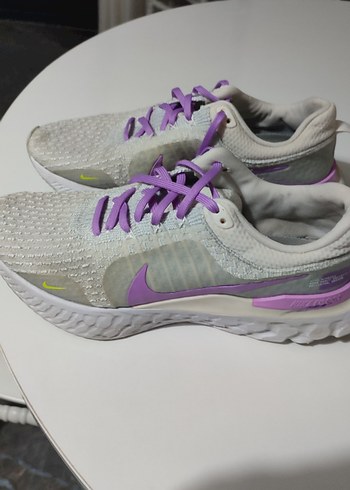 Mor Bağcıklı Kadın Spor Ayakkabı - Görsel 2