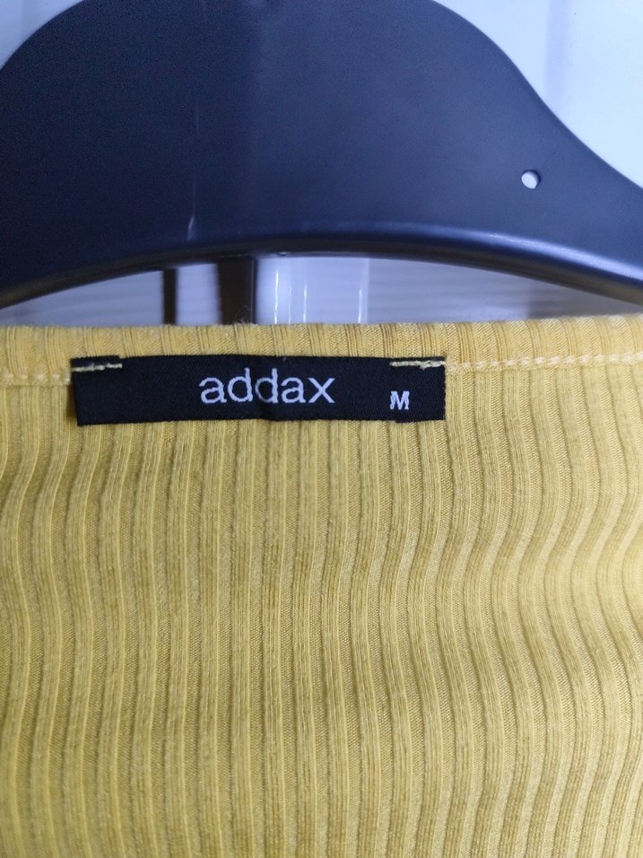 Sarı Kısa Kollu Crop Top - Görsel 2