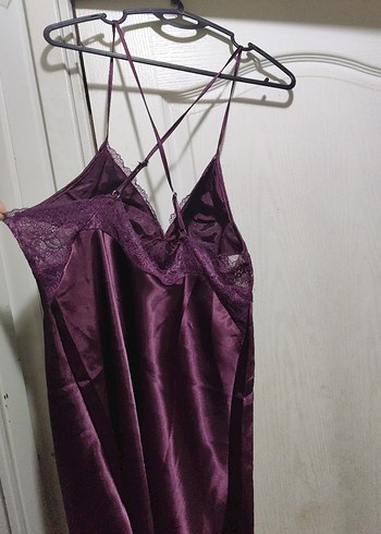 Mor Dantelli İnce Askılı Midi Gecelik - Görsel 4