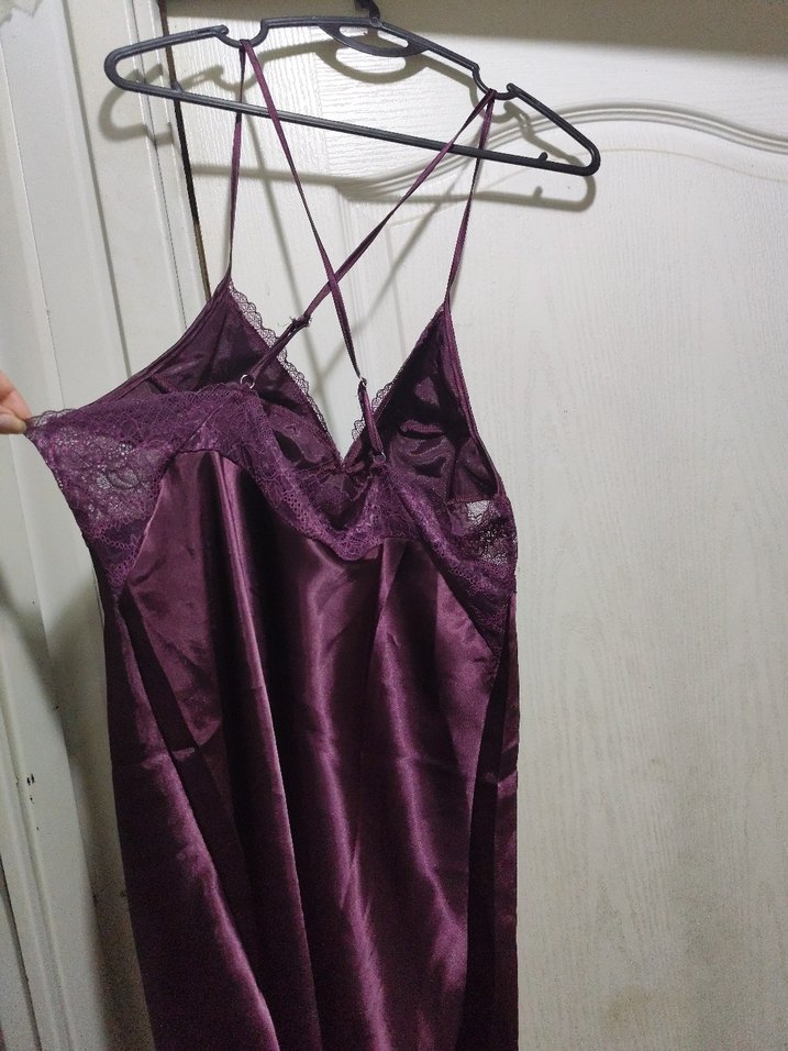 Mor Dantelli İnce Askılı Midi Gecelik - Görsel 4