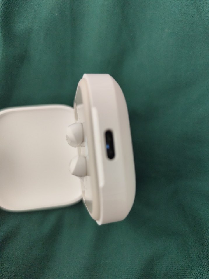 Beyaz Kablosuz Kulaklık Seti - Görsel 5