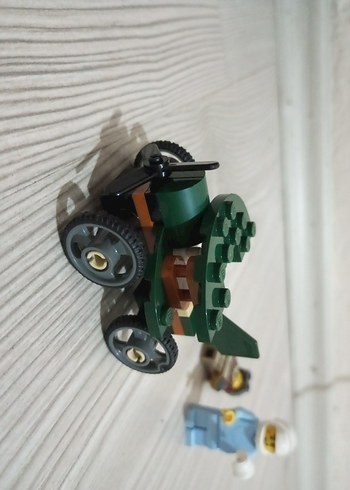 LEGO 60459 Yeşil Araç ve Polis Seti - Görsel 4