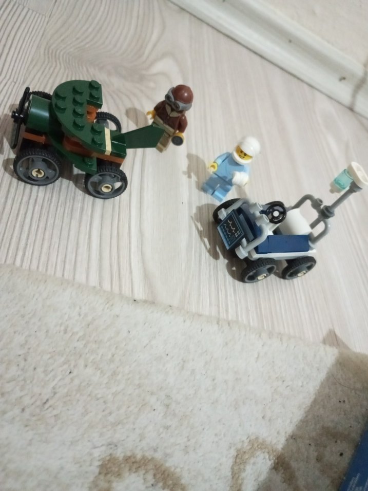 LEGO 60459 Yeşil Araç ve Polis Seti - Görsel 2