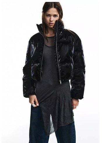 Pull & Bear Parlak Şişme Ceket - S Beden - Görsel 4