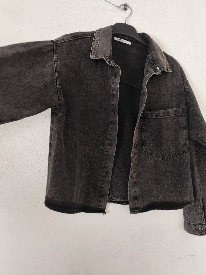 Gri Düğmeli Kadın Denim Ceket - Görsel 3