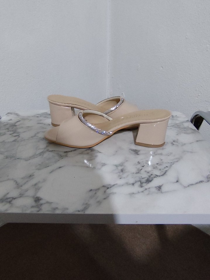 Bej Blok Topuklu Kadın Terlik - Görsel 3