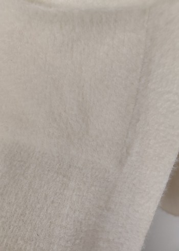 Düğmeli Beyaz Midi Kolsuz Kadın Kaban - Görsel 4