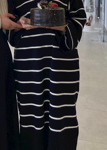 Zebra Desenli Siyah Midi Triko Elbise - Görsel 2