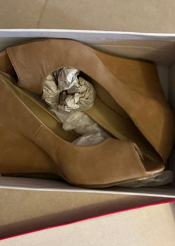 Bej Süet Dolgu Topuklu Kadın Stiletto - Görsel 3