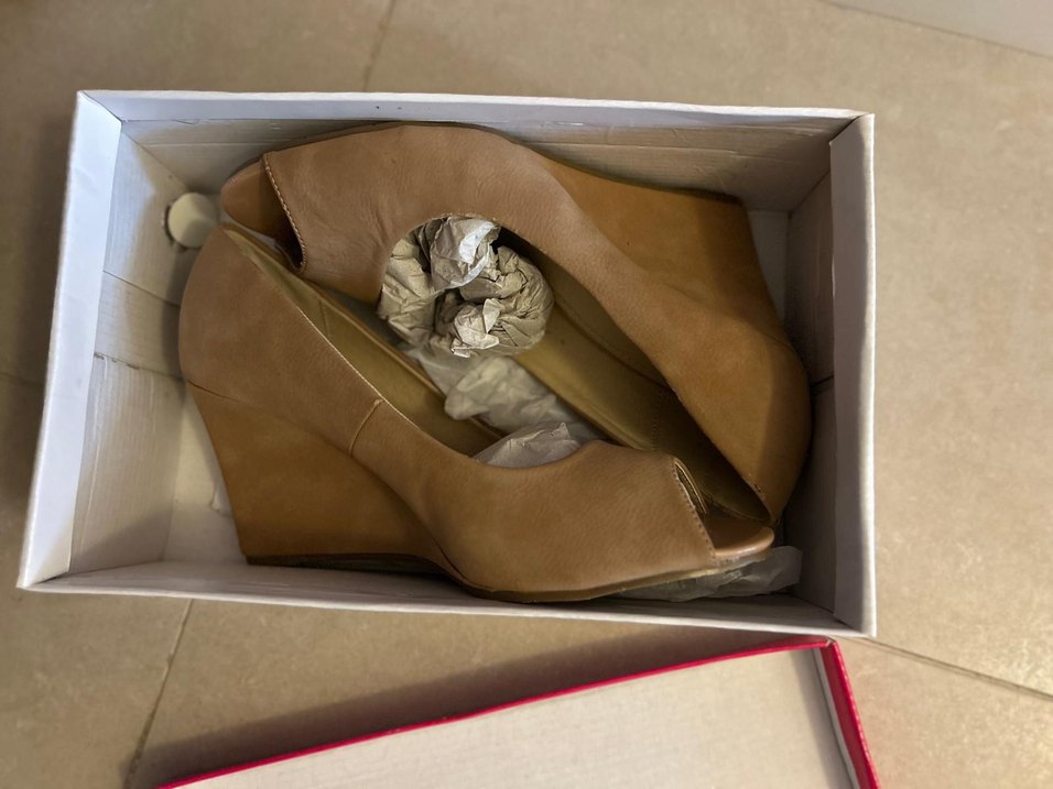 Bej Süet Dolgu Topuklu Kadın Stiletto - Görsel 3