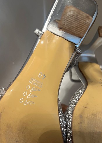 Gri Payetli Stiletto Topuklu Kadın Abiye Ayakkabı - Görsel 4