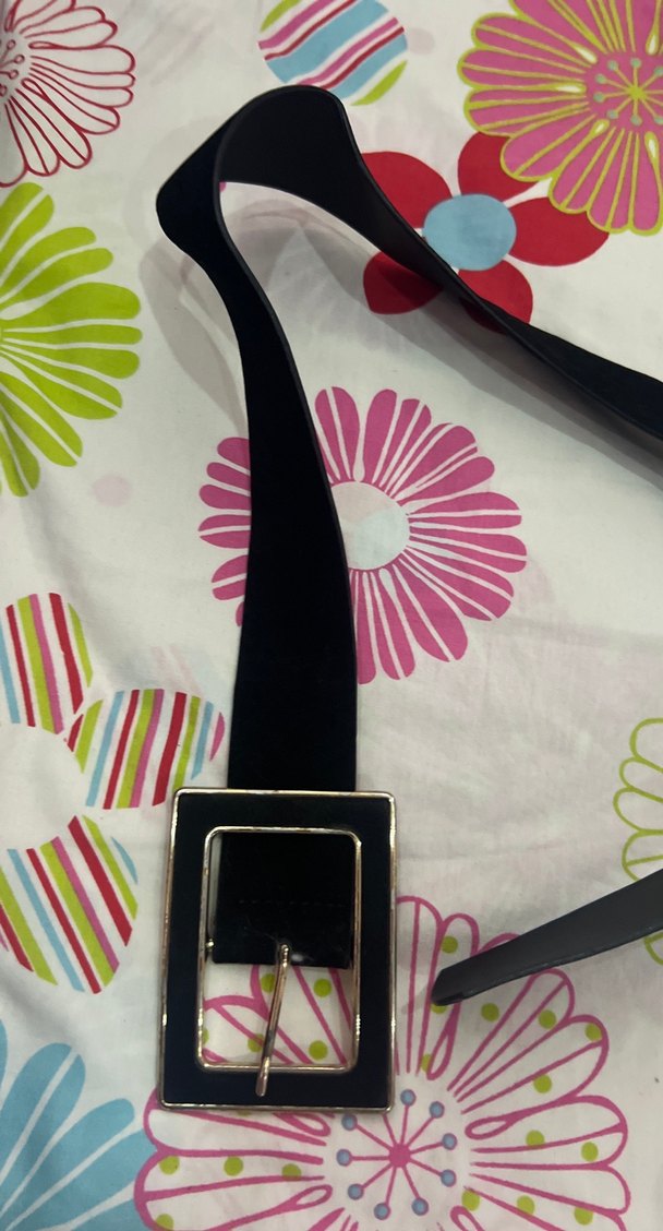 Kadın Siyah Deri Tokalı Kemer - Görsel 3