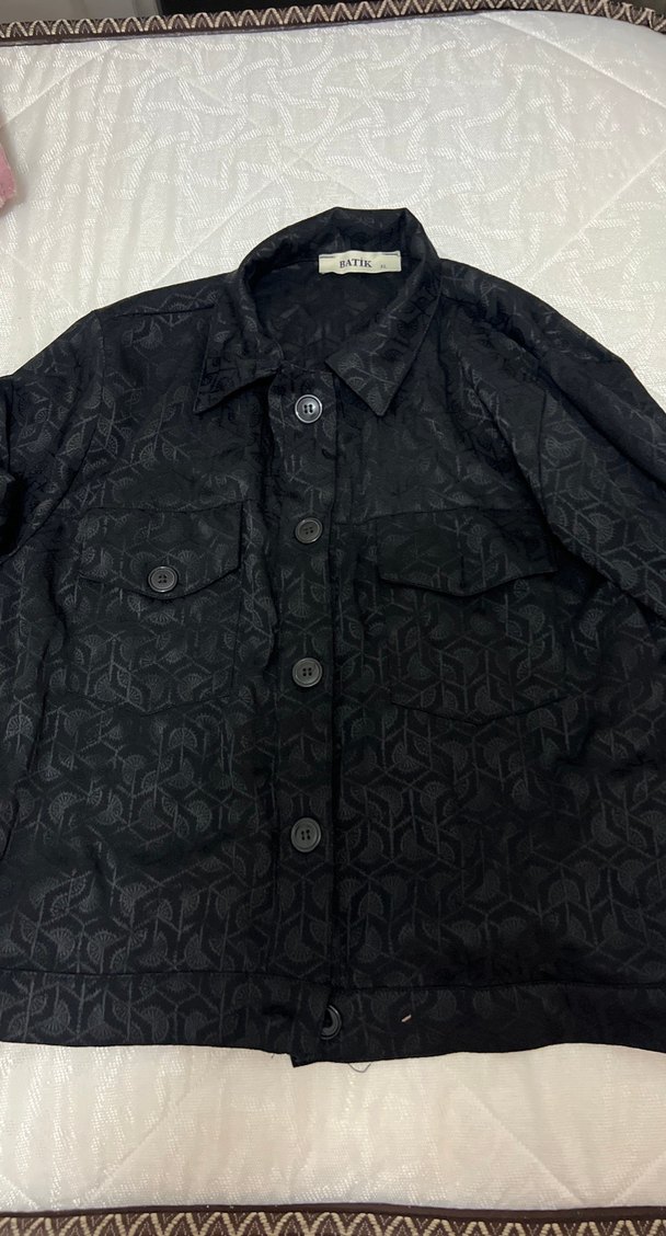 Batik Düğmeli Siyah Kadın crop Ceket — görsel 2/6