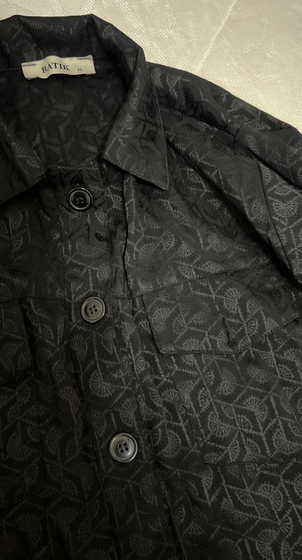 Batik Düğmeli Siyah Kadın crop Ceket — görsel 4/6