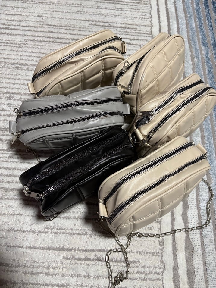 Tokalı Kare Desenli Gri Deri Kadın Çanta - Görsel 3