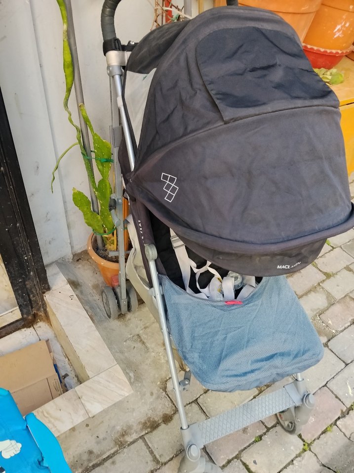 Siyah Maclaren Bebek Arabası - Görsel 3