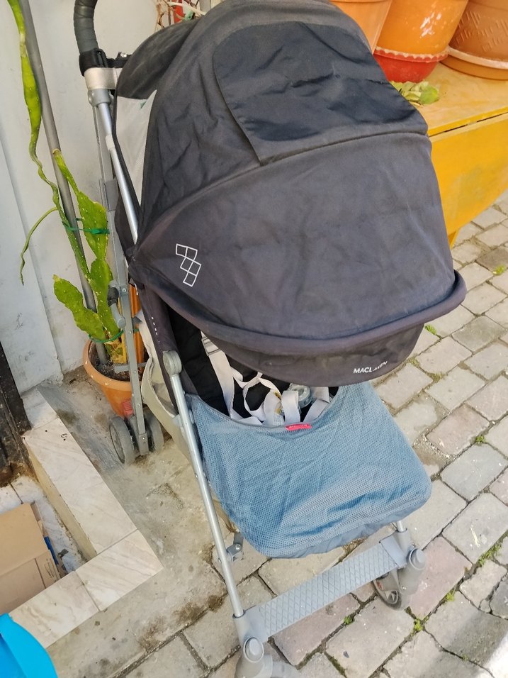 Siyah Maclaren Bebek Arabası - Görsel 2