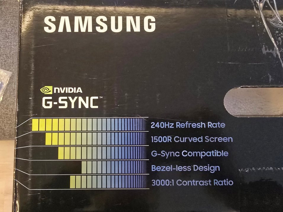 Samsung 27" 1920x1080/4MS/Curved Gaming Monitör - Görsel 2