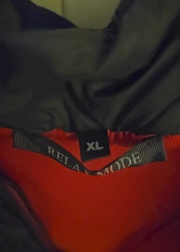 Kolsuz Kapüşonlu Yelek - Görsel 3