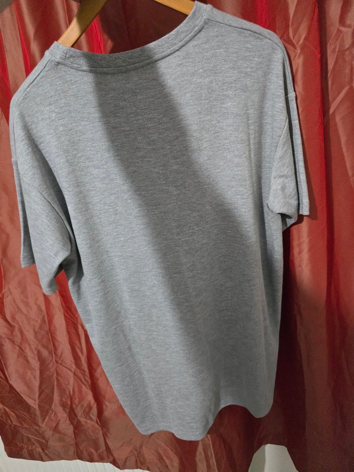 Maison Sacrée Gri Tişört - Görsel 2